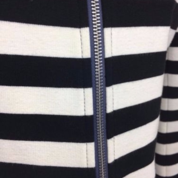GAP black and white striped blazer - Picture 4 of 6